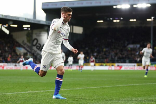 ban-hop-dong-dat-gia-di-vao-lich-su-chelsea-2